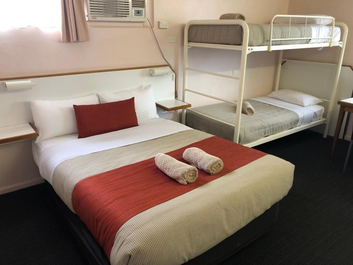 Bradman Motor Inn Cootamundra Kültér fotó